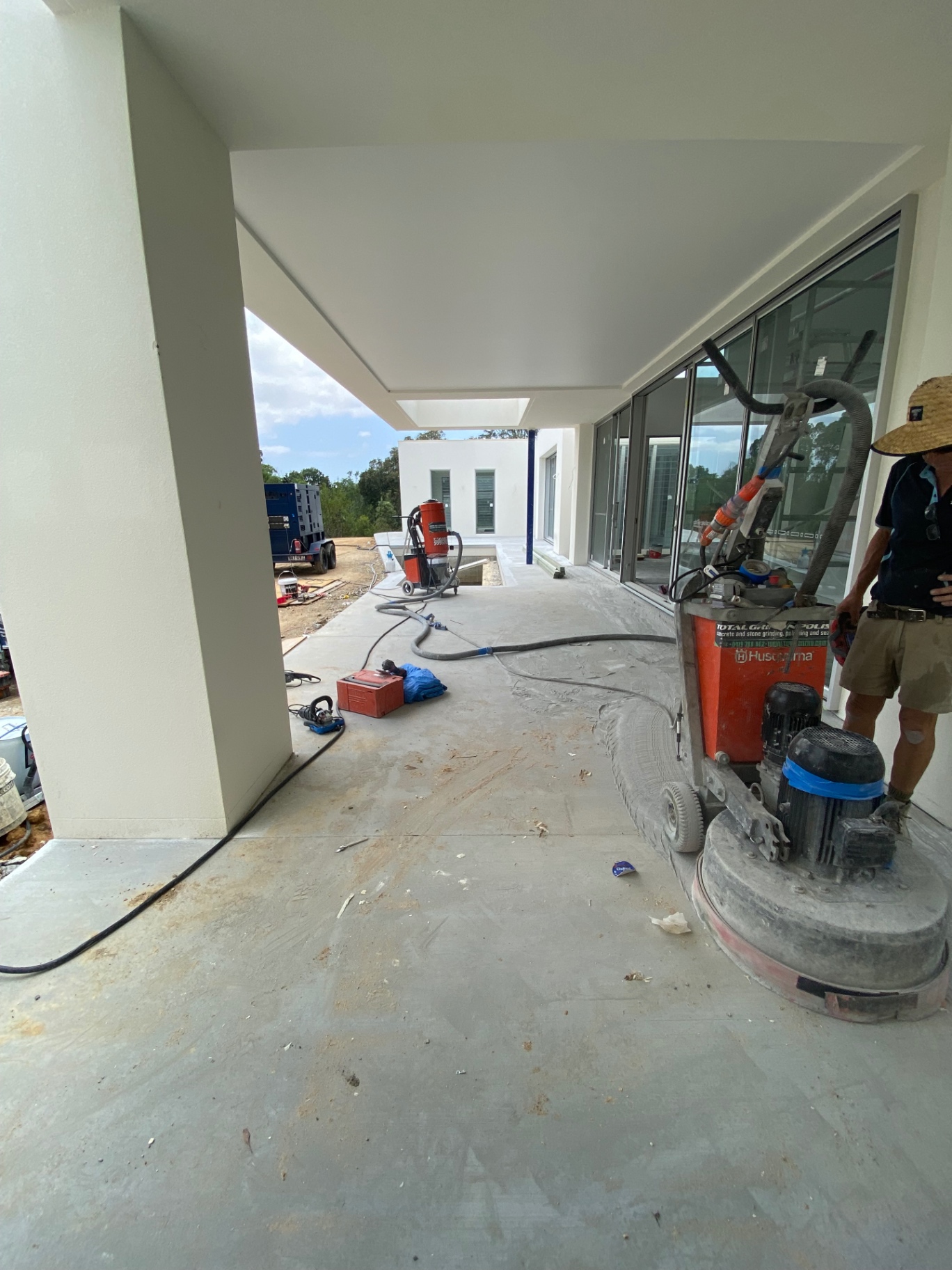 Hone Concrete